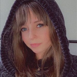 Meet your Posher, Devin